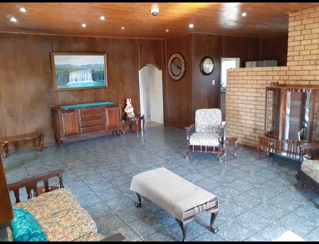 3 BEDROOM HOUSE FOR SALE IN CLAREMONT